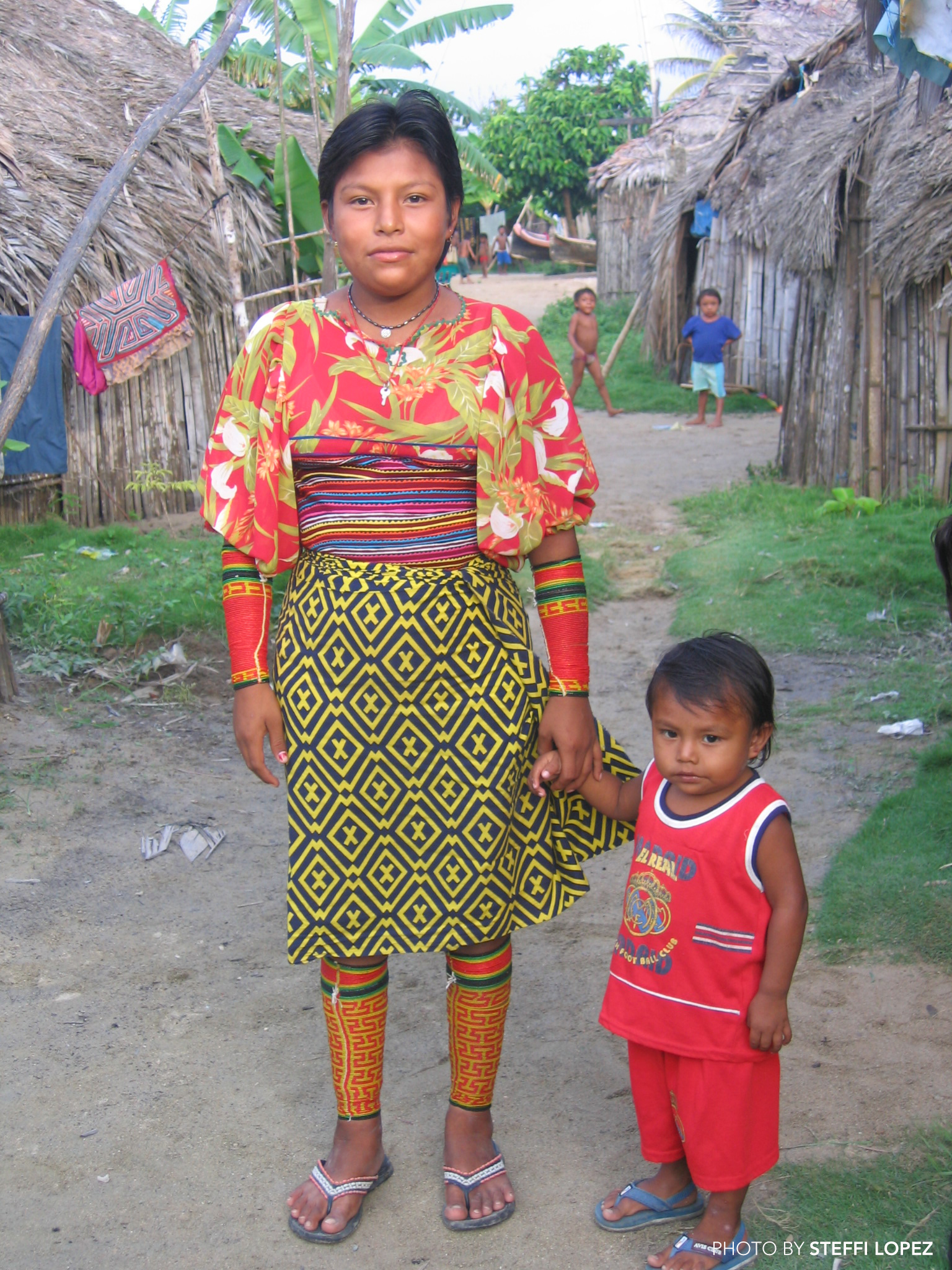 Kuna-woman-and-boy